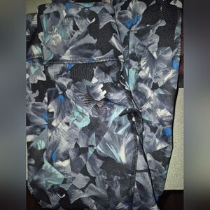 Joe Fresh Black and Blue Patterned Leggings